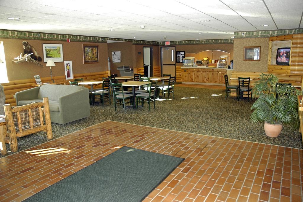 Pellston Lodge 外观 照片