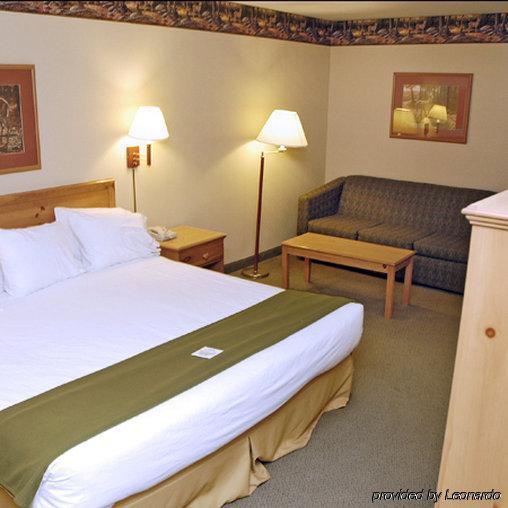 Pellston Lodge 客房 照片