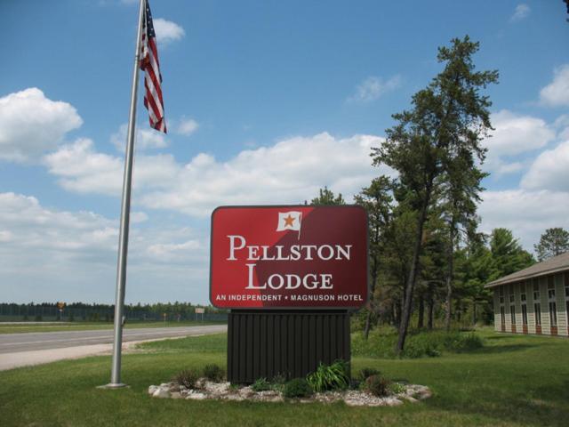 Pellston Lodge 外观 照片