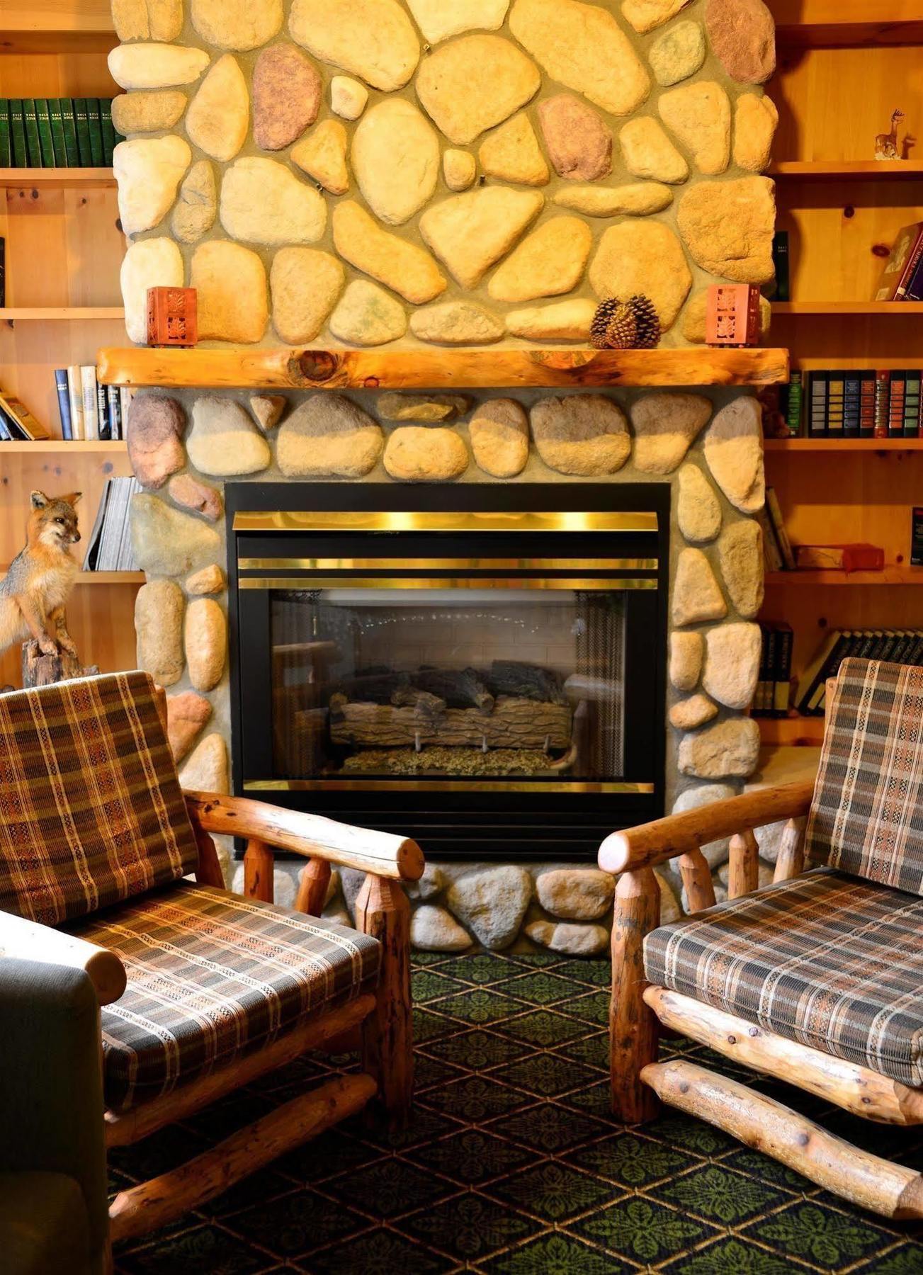 Pellston Lodge 外观 照片